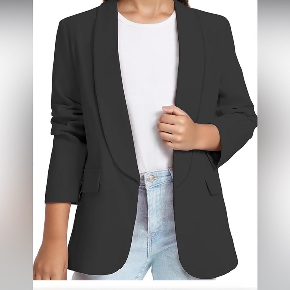 Space Girls Women's black long sleeve open blazer with pockets size M